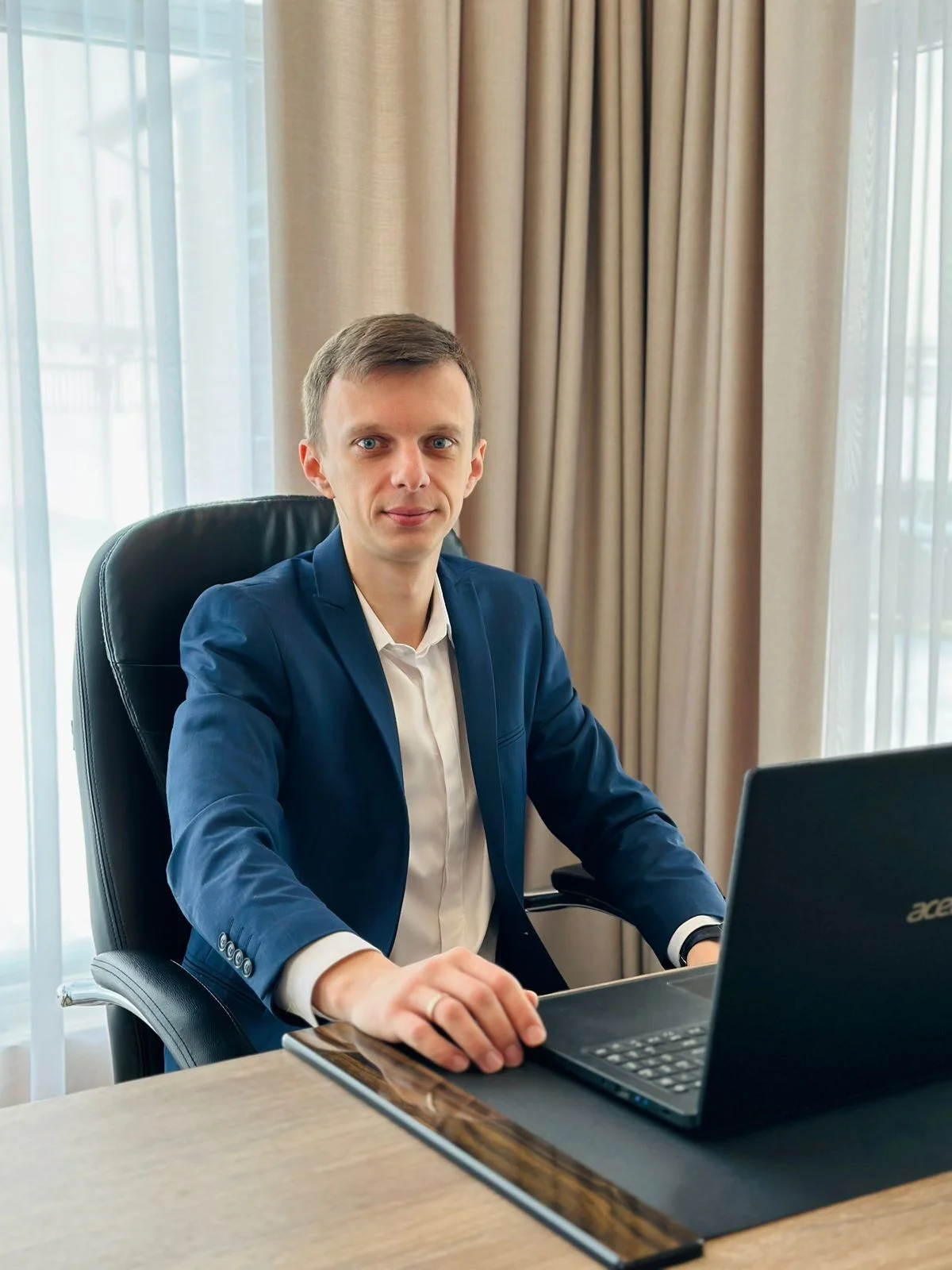 Вовкуло Павел null - Менеджер